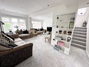 Lounge- click for photo gallery